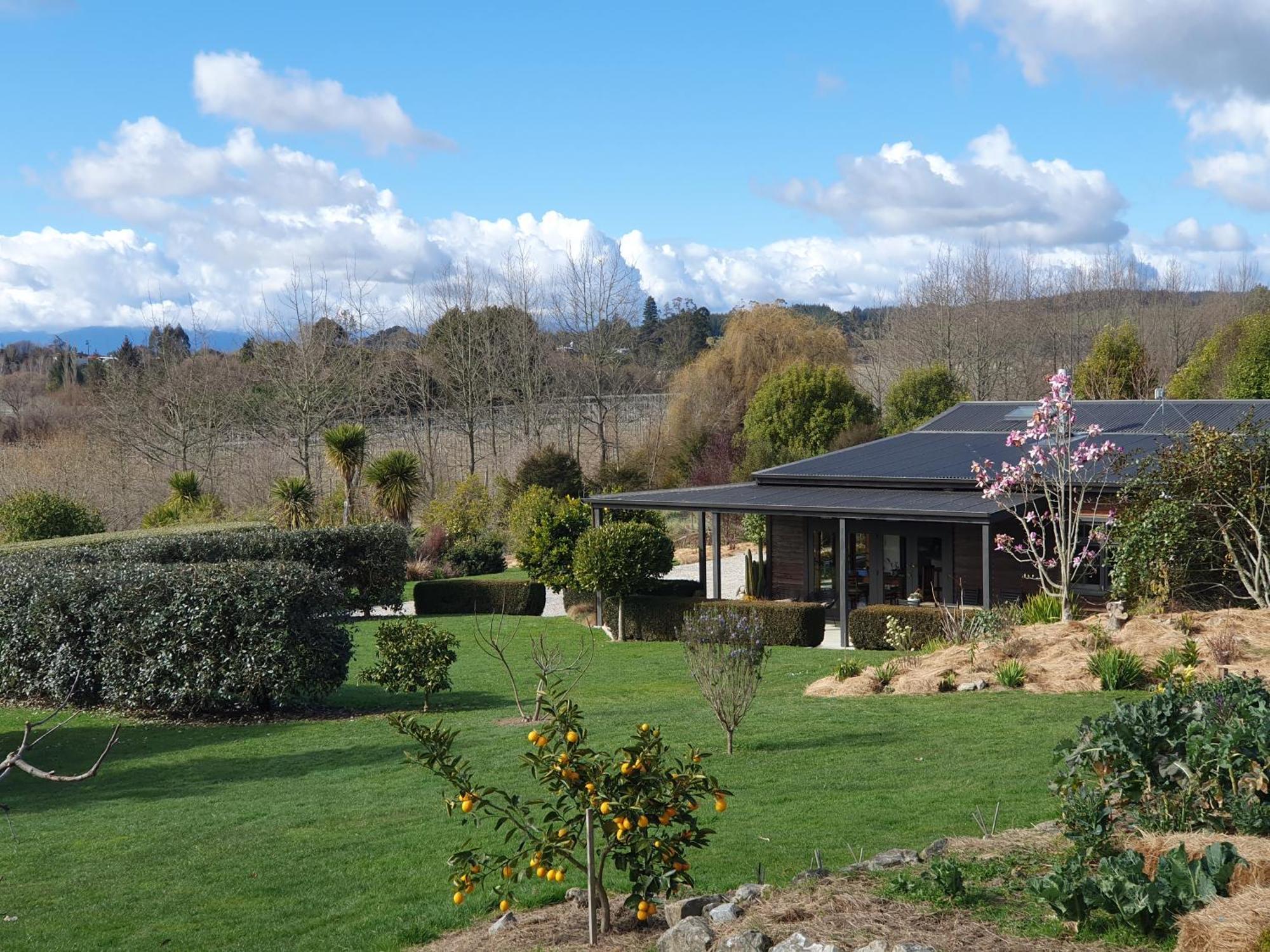 Supplejack Gardens Villa Upper Moutere ภายนอก รูปภาพ